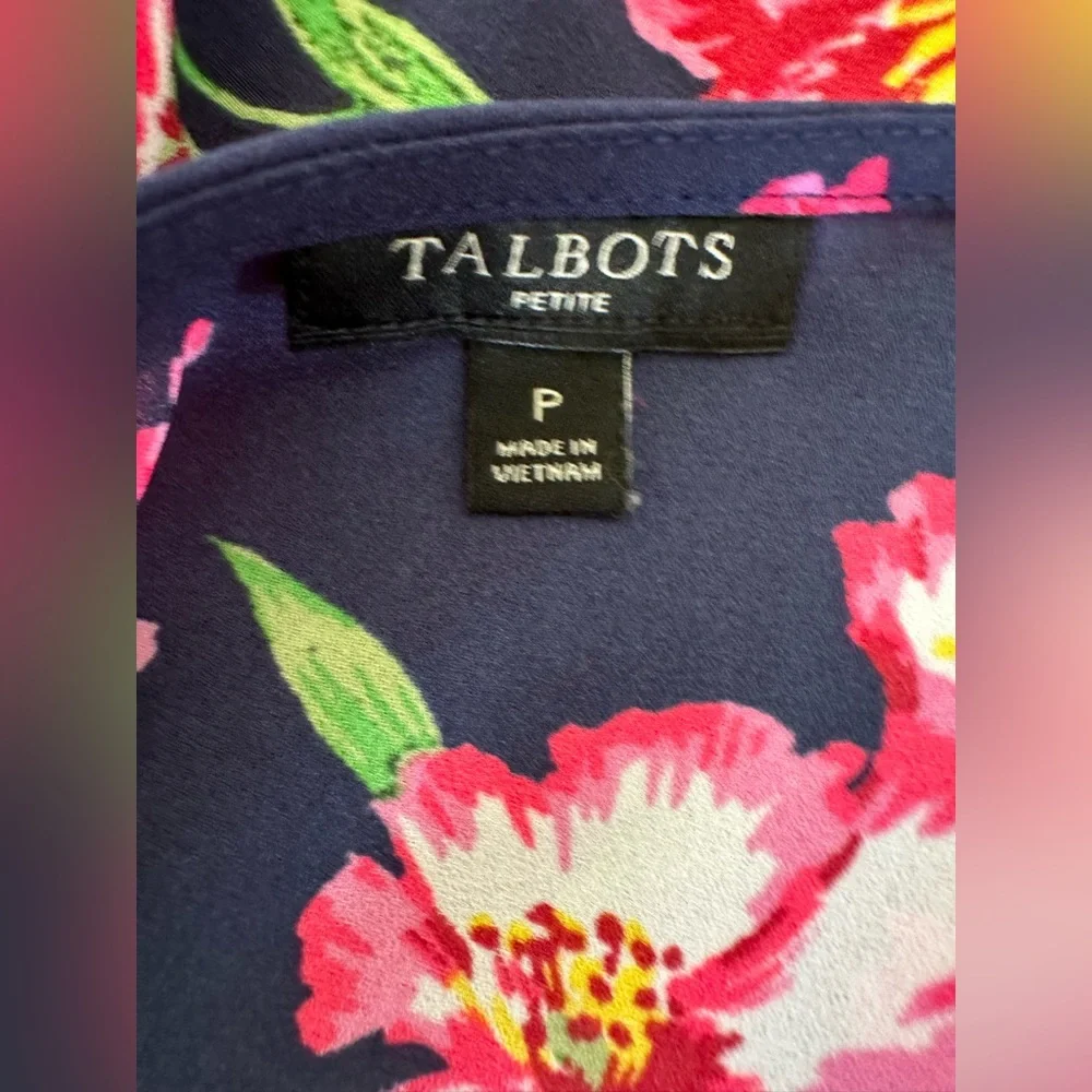 Talbots Vibrant Pink Floral Pattern Blouse Keyhole Back Tie Cuffs Size P( small) - Picture 9 of 11